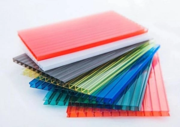 Поликарбонат Sellex Solaris 4 мм цветной Поликарбонат Sellex Solaris 4 мм цветной