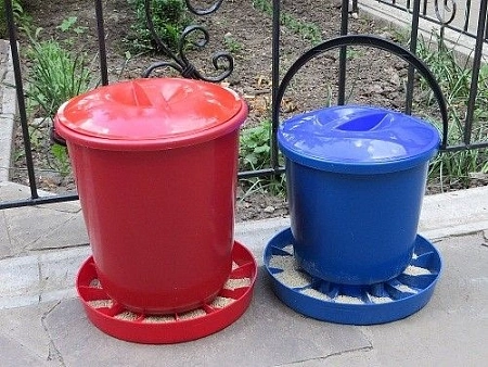 Кормушка бункерная для кур 7 л