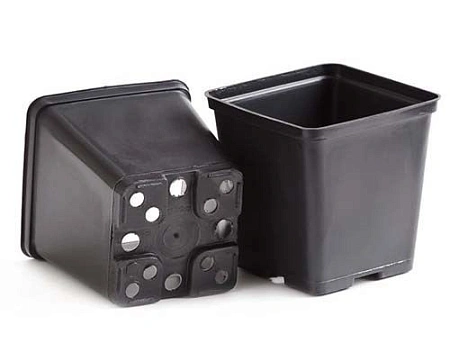 Горшок для рассады 11*11*11 см, объем 1 л, литой